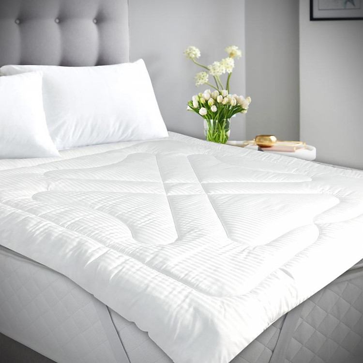 Tấm bảo vệ và làm mềm nệm Mattres Topper