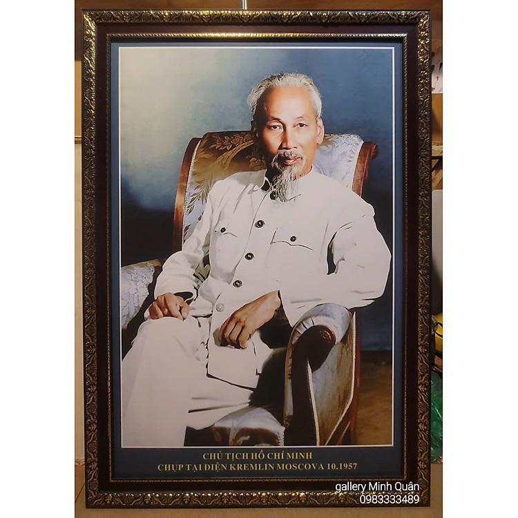 Ảnh Chủ tịch Hồ Chí Minh chụp tại điện Kremlin Matscova