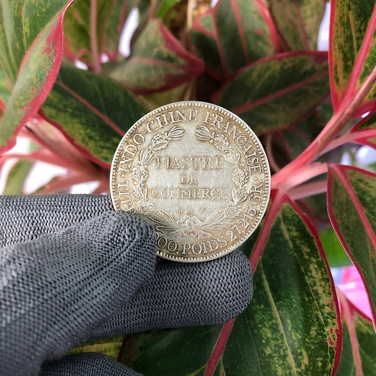 Đồng Xu Hoa Xòe Đánh Gió Đông Dương Hình Bà Đầm Cũ Bạc Ta DDD001C - Ảnh 4