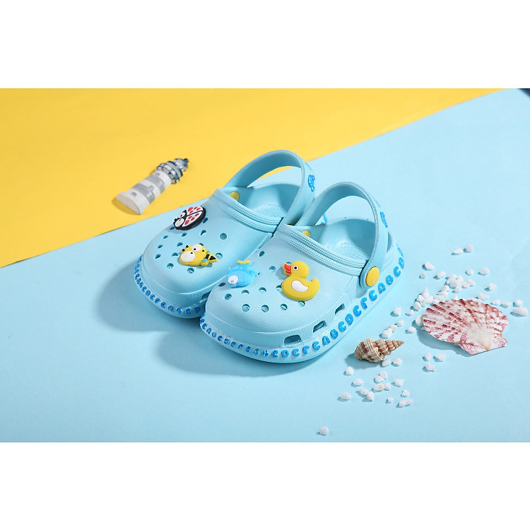 Dép Sục Dành Cho Trẻ Em - Tặng Kèm Sticker Ngộ Nghĩnh, Chất Liệu Êm Mềm, Siêu Nhẹ, Bền Đẹp