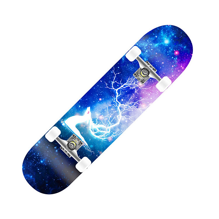 Ván Trượt Mặt Nhám Chống Trơn Trượt, Họa Tiết Galaxy Hươu Lạ Mắt, Size Lớn 80cm x 20cm, Bánh Cao Su PU