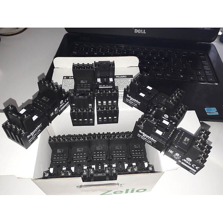 Đế rơ le 14 chân Schneider