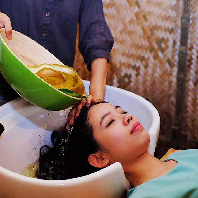 Gói Gội đầu: Cảm ơn tóc đã về với chị