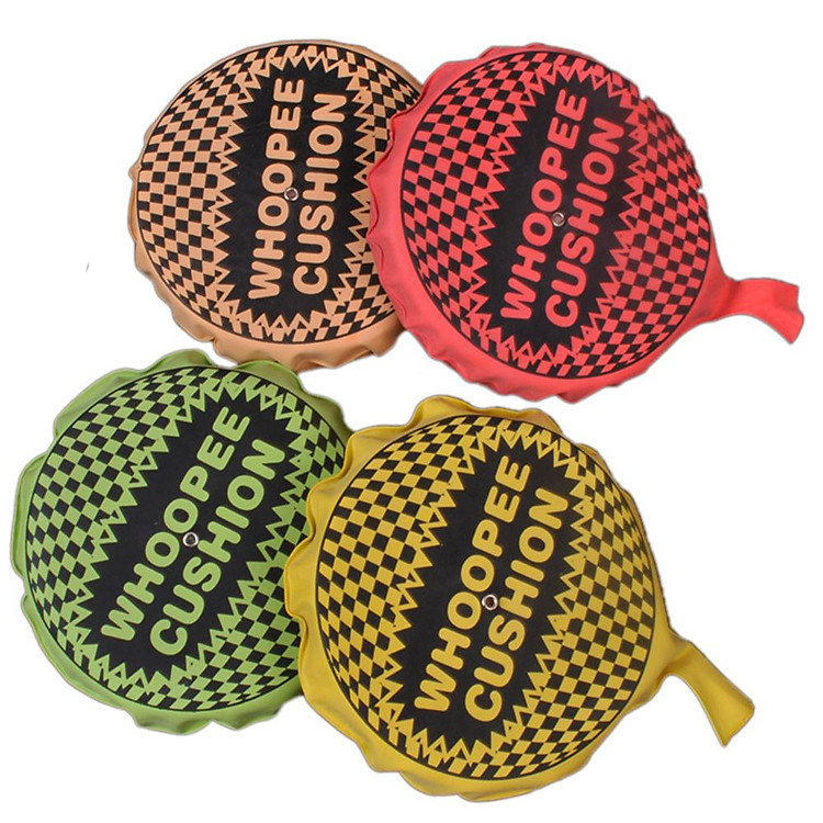 Đệm Tạo Âm Thanh Xì Hơi Whoopee Cushion Thú Vị