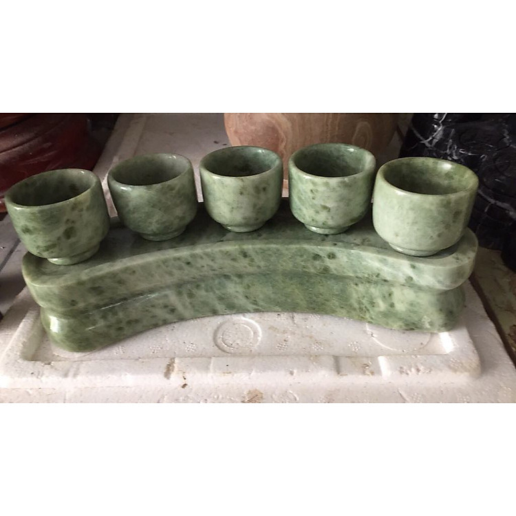 Li nước thờ cúng đá ngọc tự nhiên