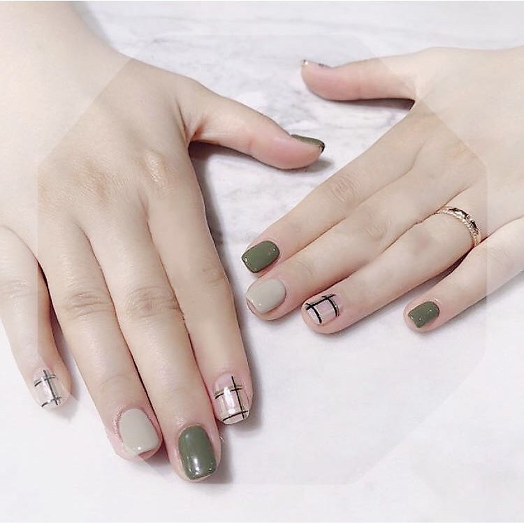 Bộ 14 miếng phụ kiện dán móng tay đẹp mắt