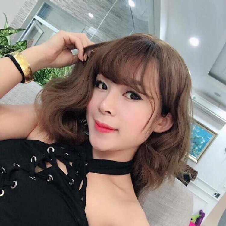 Tóc giả nguyên đầu nữ xoăn Sóng Gần Vai,Tóc giả Vic xù mì, sợi tóc mềm mượt giống tóc thật