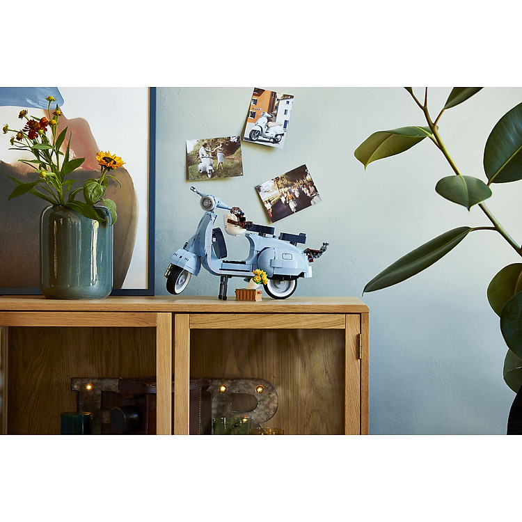 LEGO 10298 Xe Vespa Cổ - Thiên Đường COGO Chính hãng Ưu đãi - Hình ảnh 5