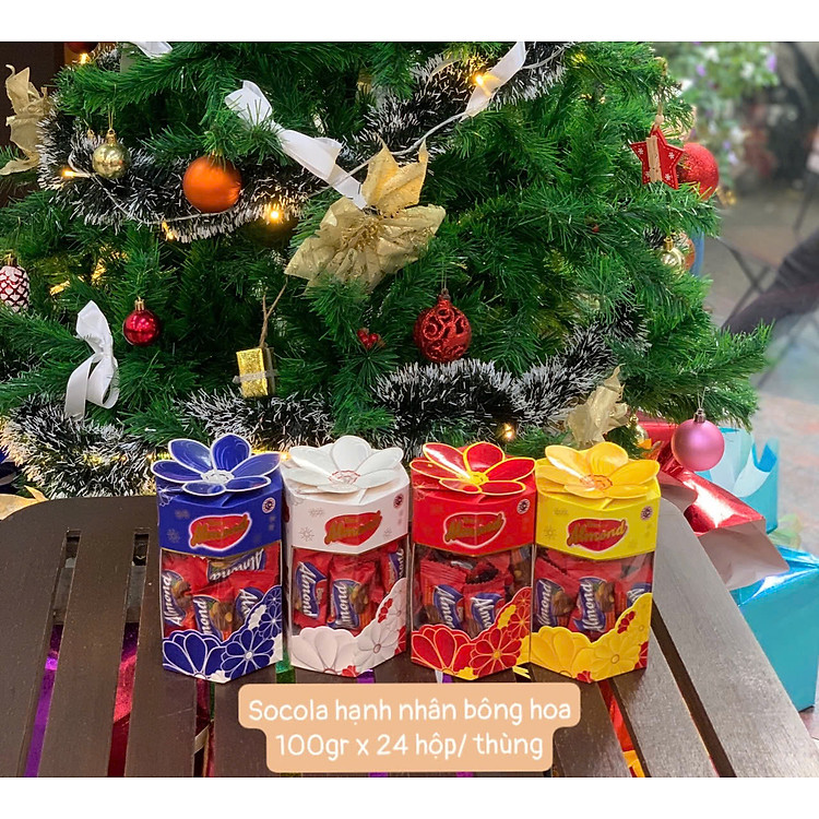 Sô cô la sữa hạnh nhân Empico 100g hộp giấy bông hoa