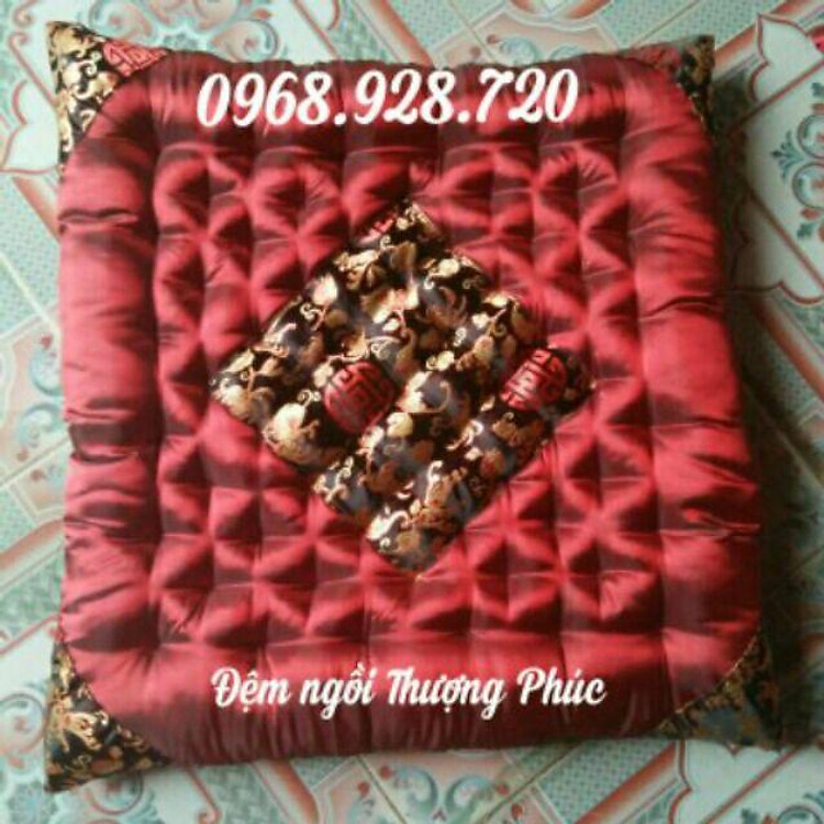 Đệm ngồi bệt, thảm trải ghế sofa lụa gấm ( loại to)