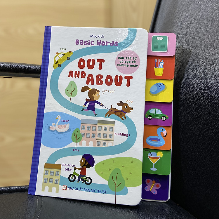 Basic Words - Out And About - Ảnh 4