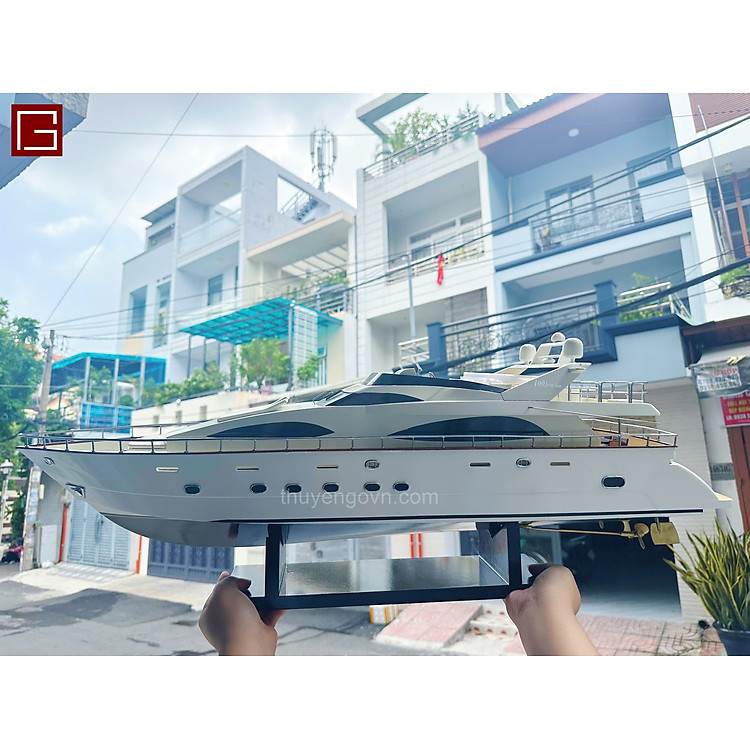 Mô Hình Thuyền Gỗ AZIMUT JUMBO 100 - Ảnh 4