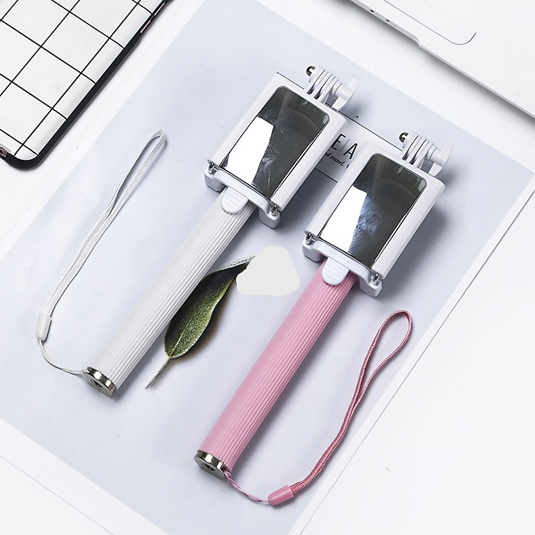 Gậy tự sướng selfie stick có kèm gương nhiều màu (màu ngẫu nhiên)