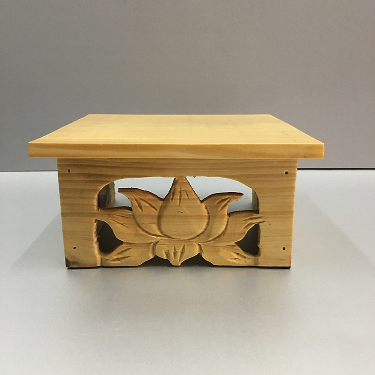 Đế gỗ ( kê hoặc đôn cao đồ thờ )