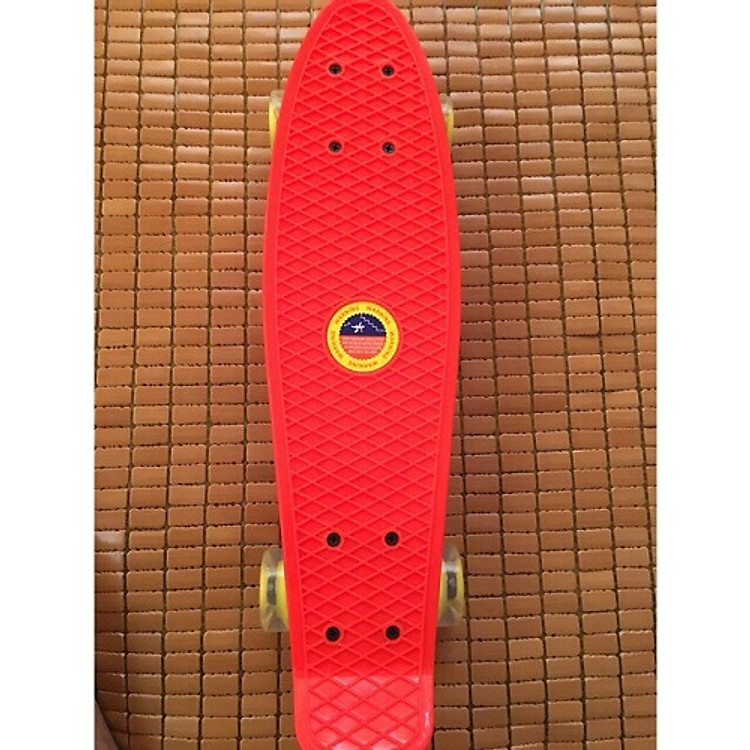 Ván trượt giao màu ngẫu nhiên cho bé gái