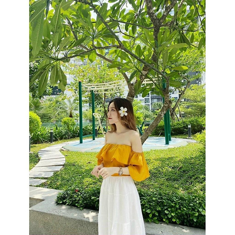 Áo crop top -item thời trang sành điệu, hack dáng.