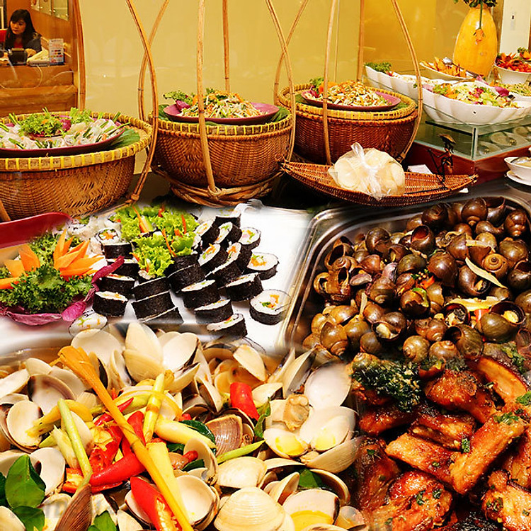 Buffet Trưa Gánh Palace 4* - Hải Sản 3 Miền Tại Phố Đi Bộ Nguyễn Huệ Không Phụ Thu Cuối Tuần