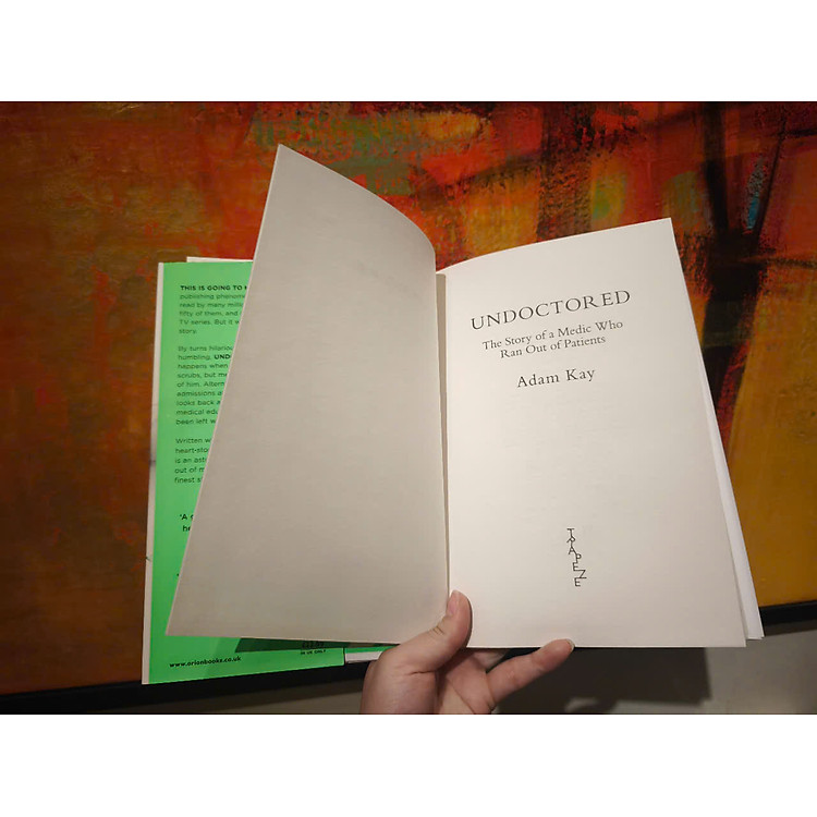 Undoctored: The Story of a Medic Who Ran Out of Patients - Ảnh 5