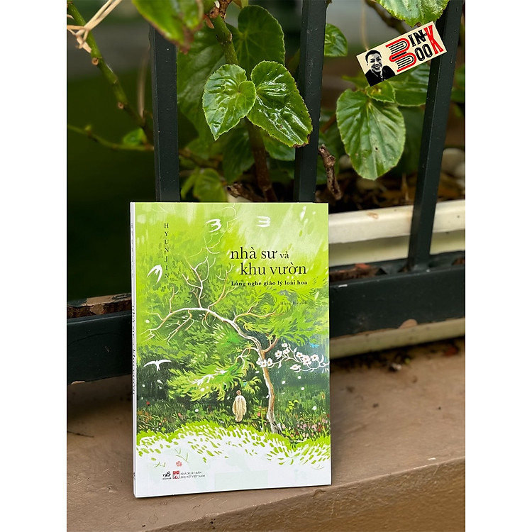 NHÀ SƯ VÀ KHU VƯỜN – Lắng nghe giáo lý loài hoa