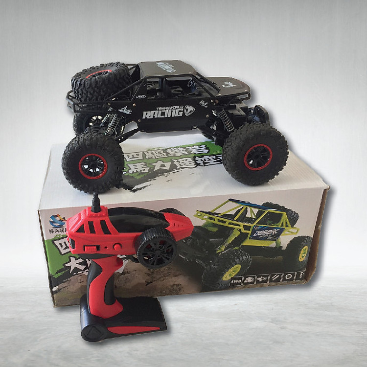 Xe Điều Khiển Địa Hình Rock Crawler