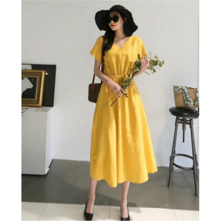 Đầm maxi vàng xoè tay cánh dơi