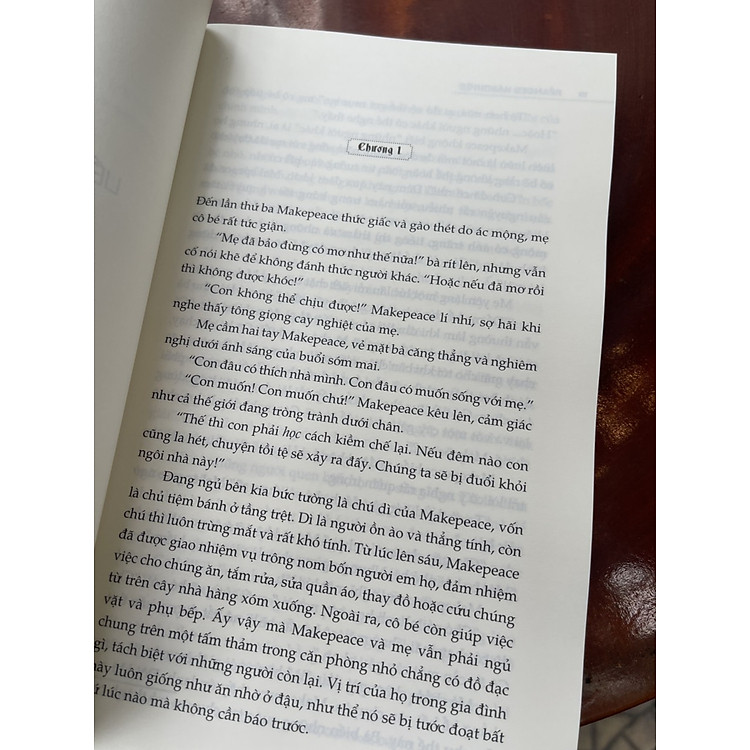 VẬT CHỨA LINH HỒN – Frances Hardinge - Ảnh 2