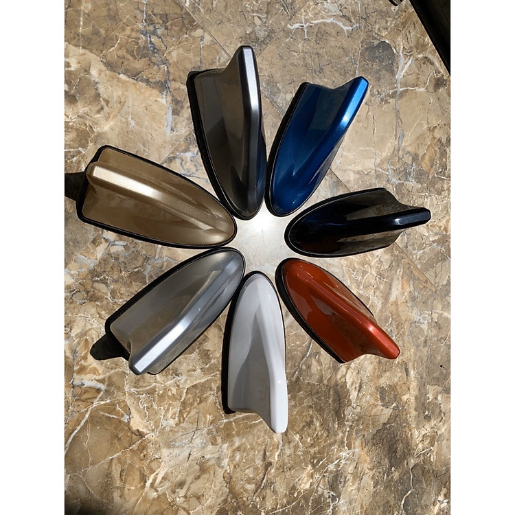 Đuôi cá năng lượng mặt trời lớn trang trí xe hơi ( có Anten)