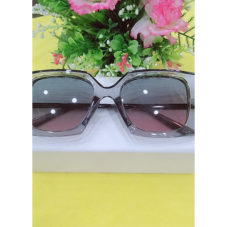 Kính mát thời trang
