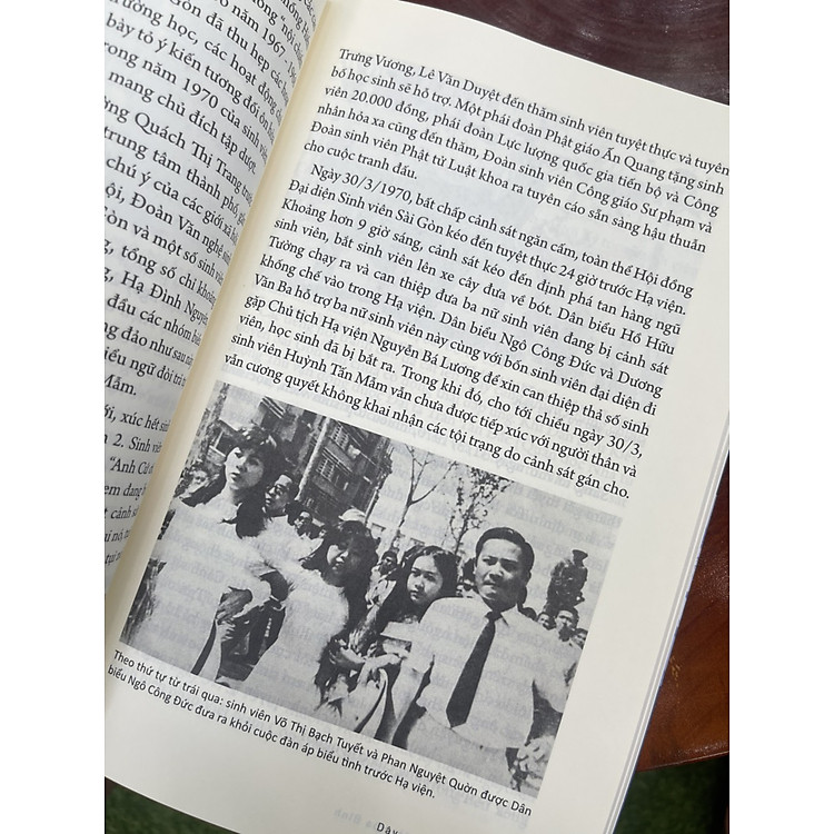 CHÚNG TA ĐÒI HÒA BÌNH – Huỳnh Tấn Mẫm và phong trào yêu nước, tranh đấu của thanh niên, sinh viên, học sinh Sài Gòn, 1969-1975 - Ảnh 4