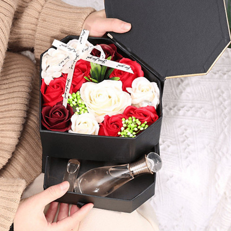 Quà Sinh Nhật Ý Nghĩa Tặng Bạn Gái, Tặng Vợ, Tặng Mẹ - Hộp Hoa Hồng Sáp Tim Hương Thơm 3 Năm Có Ngăn Đựng Quà Cao Cấp Sang Trọng