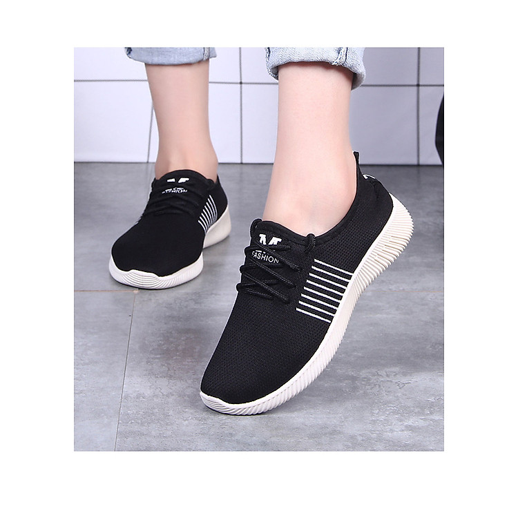 Giầy sneaker nữ buộc dây V200