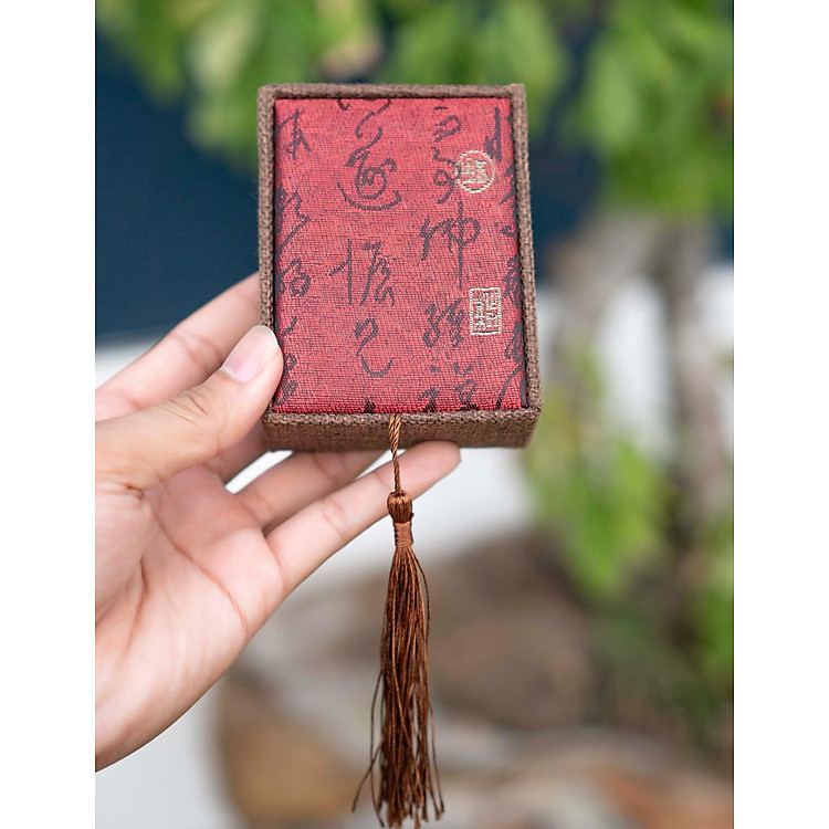 Hộp Gấm Đựng Vòng – Phong Thủy