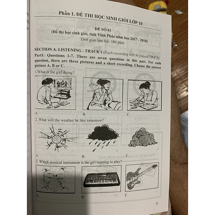 Tuyển chọn đề thi học sinh giỏi lớp 10 môn Tiếng Anh - Ảnh 4