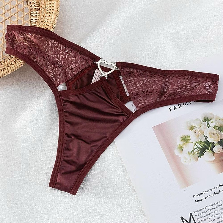 Quần Lọt Khe Q8158 Lụa Phối Ren Đính Khuyên Trái Tim Sexy