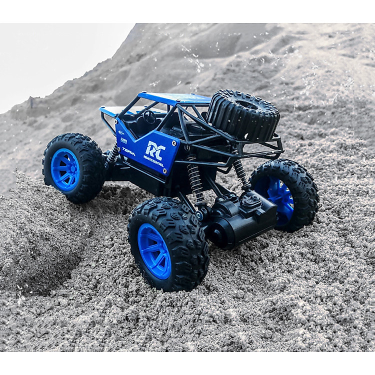 Ô tô địa hình điều khiển từ xa vỏ thép cao cấp