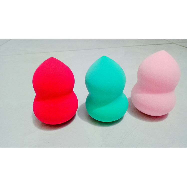 Combo 3 Bông Phấn Đánh Kem Nền Thông Minh 6*4 CM (Màu ngẫu nhiên)