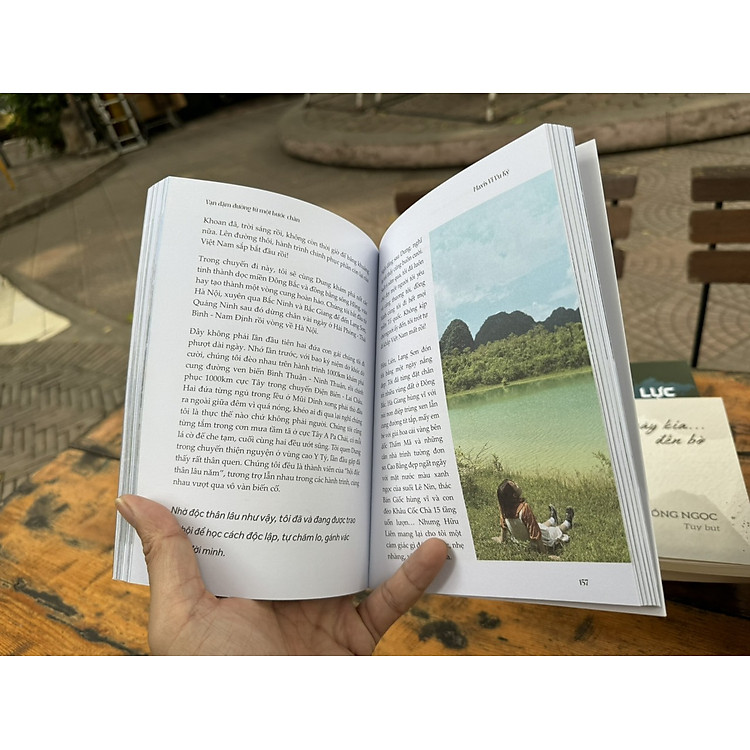 VẠN DẶM ĐƯỜNG TỪ MỘT BƯỚC CHÂN - Mavis ViVu Ký - Ảnh 2