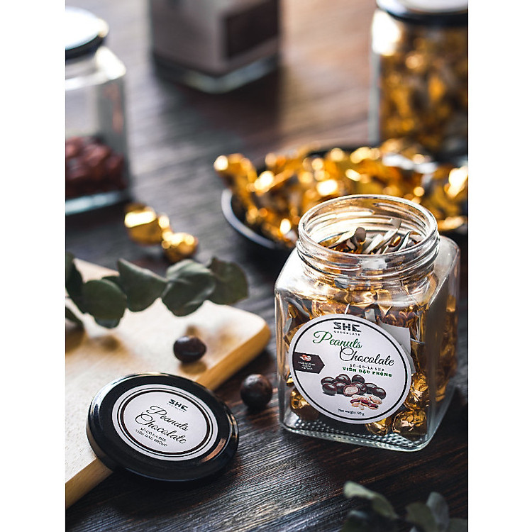 Socola viên Đậu phộng - Hũ thủy tinh 90g - SHE Chocolate - Bổ sung năng lượng, đa dạng vị giác. Quà tặng sức khỏe, quà tặng người thân, dịp lễ, thích hợp ăn vặt