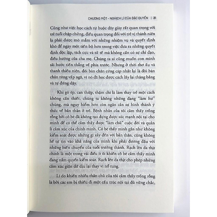 Cái Giá Của Đặc Quyền - Bản Quyền - Ảnh 4