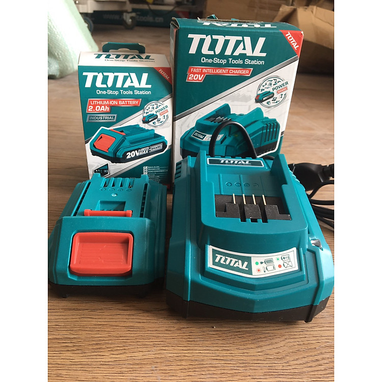 Bộ Pin Lithium 20V/2Ah + Sạc Pin Lithium 20V TOTAL TFBLI2001TFCLI2001