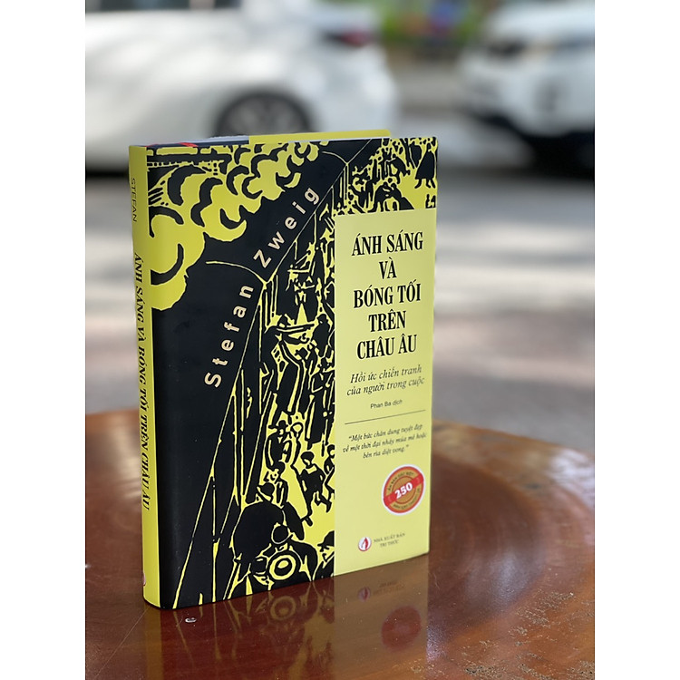 ÁNH SÁNG VÀ BÓNG TỐI TRÊN CHÂU ÂU