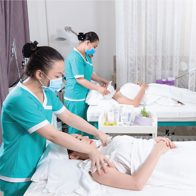 Emilie - Liệu Trình Massage Đầu Vai Cổ Thư Giãn Thuần Thiên Nhiên