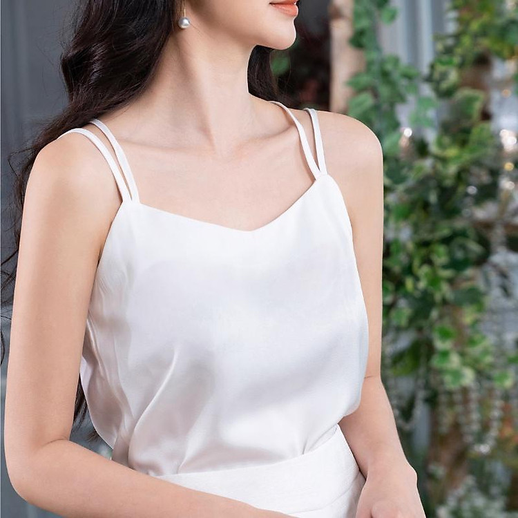 Áo 2 Dây Đan Chéo UK FASHION Phong Cách Thời Trang Quyến Rũ, Sang Chảnh, Vải Lụa Cao Cấp, Mềm Mại NKSM2206001