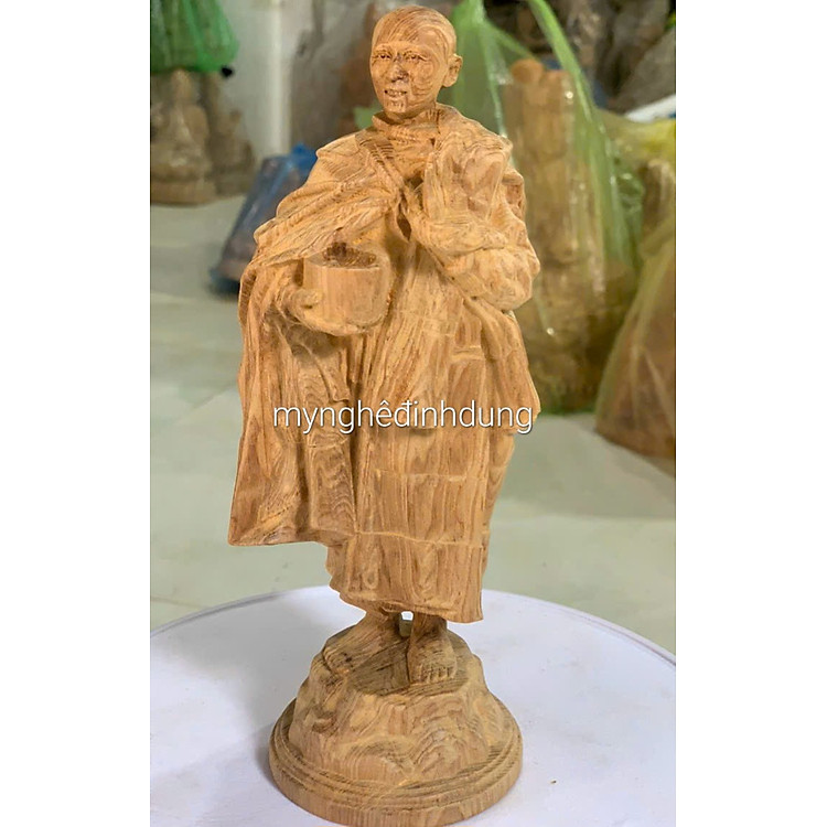 Tượng thầy thích minh tuệ bằng gỗ ngọc am (20×8×6cm)