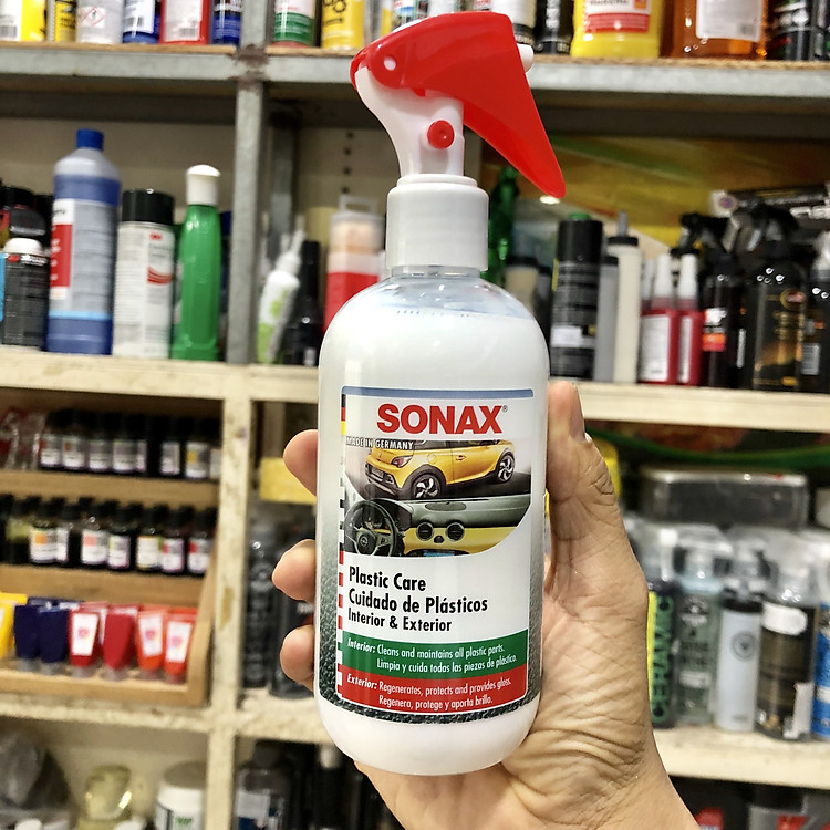 BẢO DƯỠNG NHỰA ĐA NĂNG NỘI VÀ NGOẠI THẤT XE PLASTIC CARE SONAX 205141 300ML
