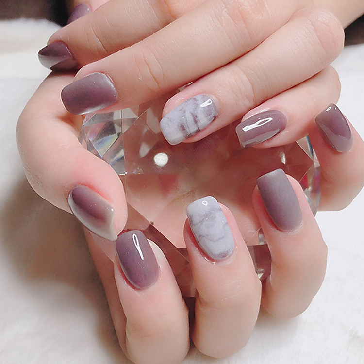 Liệu Trình 60 Phút Tẩy Tế Bào Chết, Làm Móng + Sơn Gel Cao Cấp Tại Lilly Nail & Beauty Spa