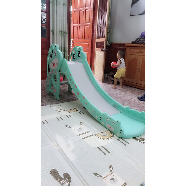 Cầu trượt hình con hổ