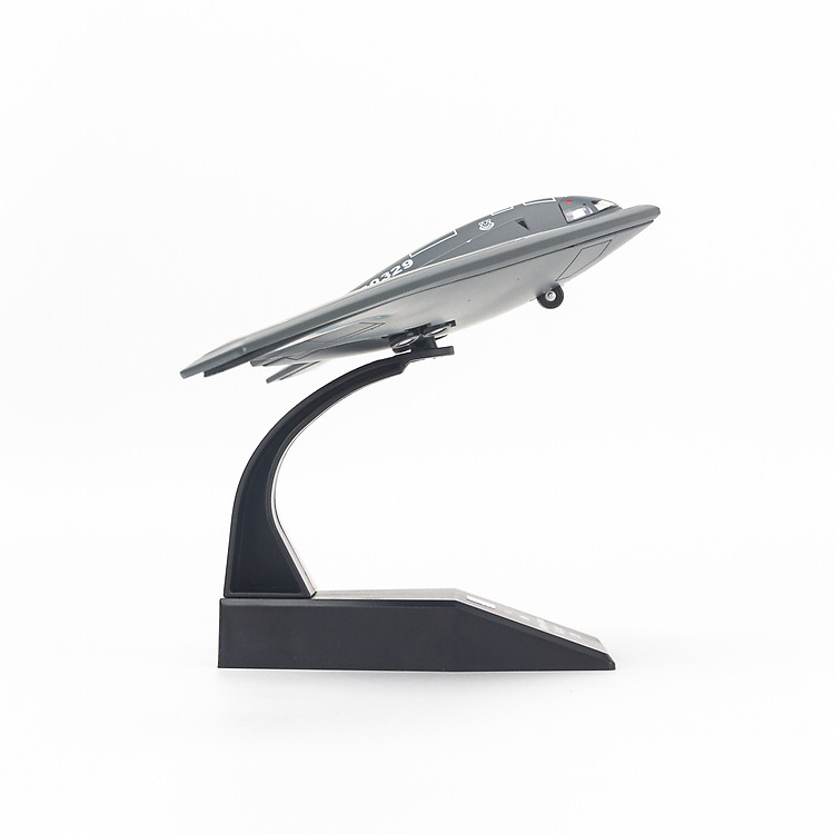 Mô hình máy bay B2 Spirit 1:200 Chính hãng Ưu đãi - Hình ảnh 4