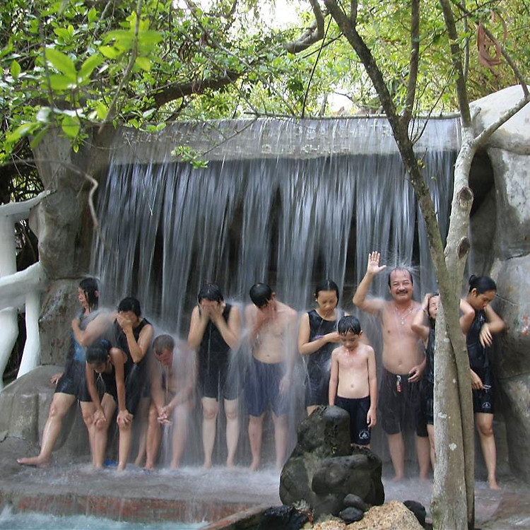 Vé Hồ Tắm Bùn Khoáng Nóng Cho Nhóm Từ 06 Người Trở Lên Tại Tháp Bà Spa - Nha Trang