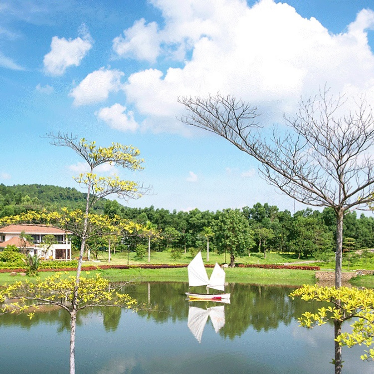 Flamingo Đại Lải Resort 5* - 01 Ngày Vui Chơi Kèm Ăn Trưa Và Xông Hơi Hàn Quốc, Có Phụ Thu Cuối Tuần & Lễ